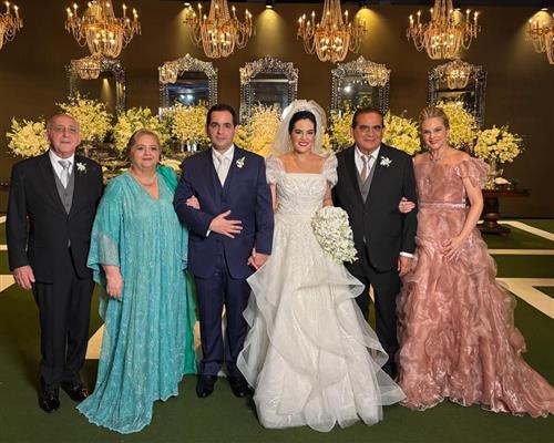 Carísia Teixeira e Diego Carvalho eternizam o amor em suas vidas
