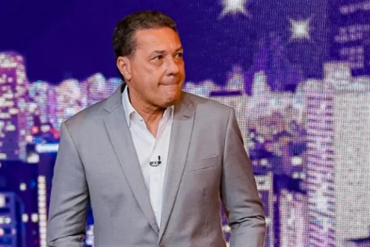 Aos 73 anos, Vanderlei Luxemburgo é internado na UTI